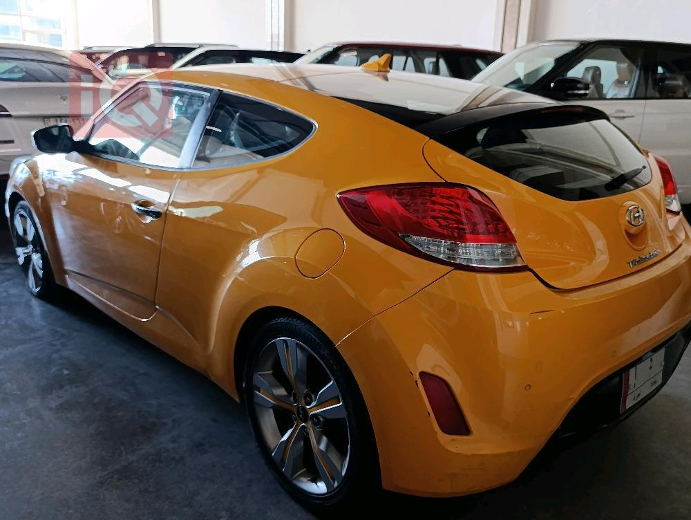 Hyundai Veloster